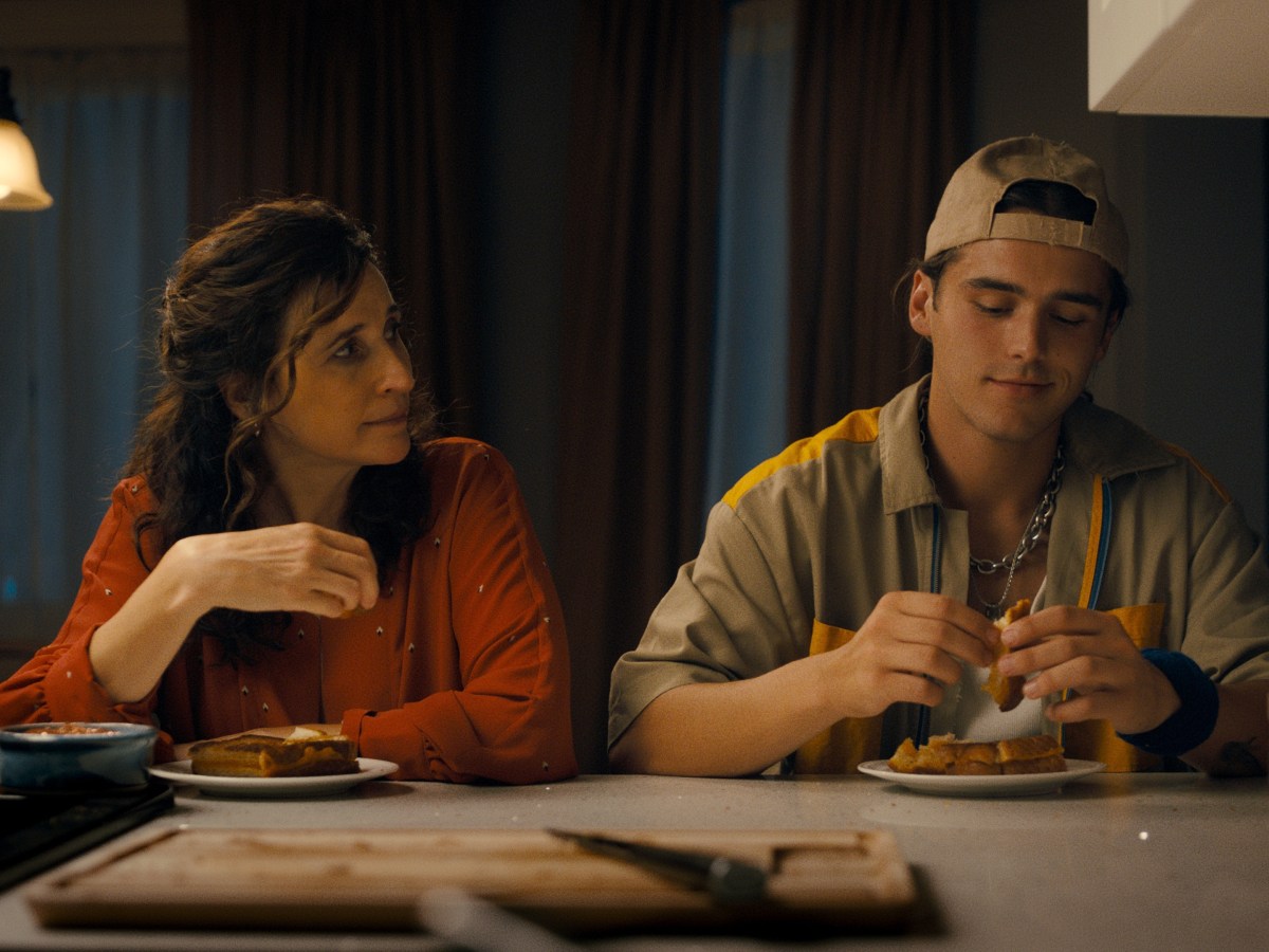 THEATRICAL REVIEW: Heartwarming Suze a disarmingly enjoyable&nbsp;comedy